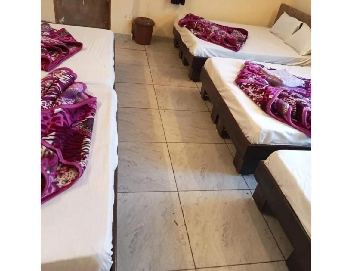 Hotel Mahakal Vishram, Udždžain Exteriér fotografie