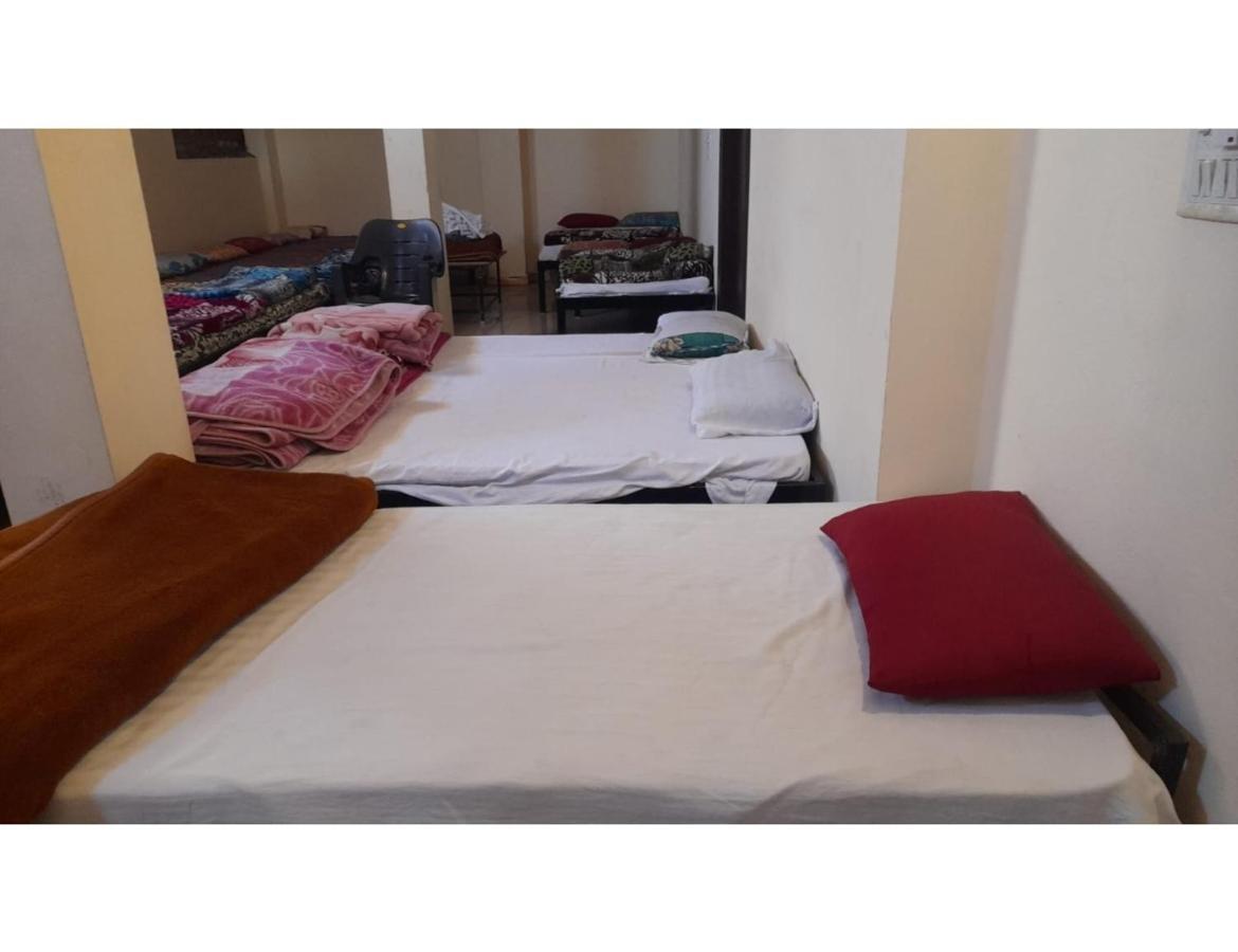 Hotel Mahakal Vishram, Udždžain Exteriér fotografie