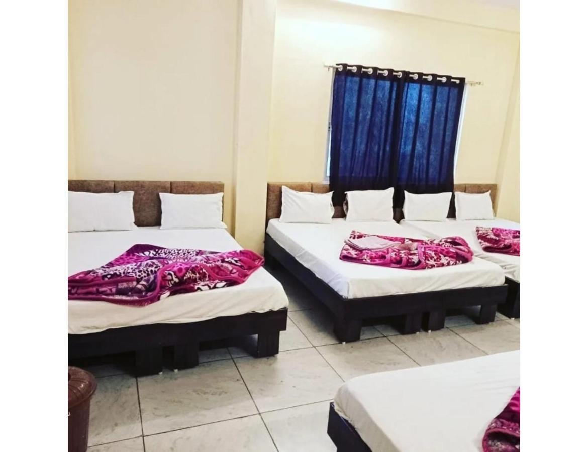 Hotel Mahakal Vishram, Udždžain Exteriér fotografie