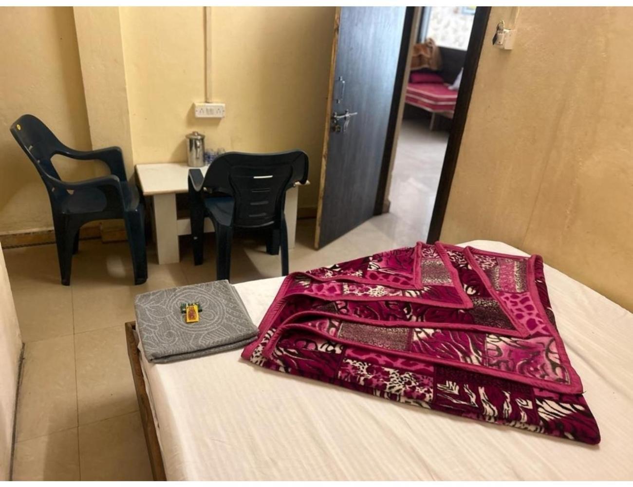 Hotel Mahakal Vishram, Udždžain Exteriér fotografie