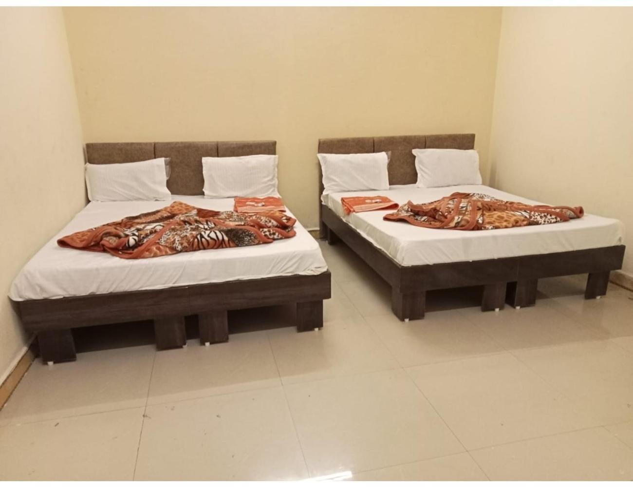 Hotel Mahakal Vishram, Udždžain Exteriér fotografie
