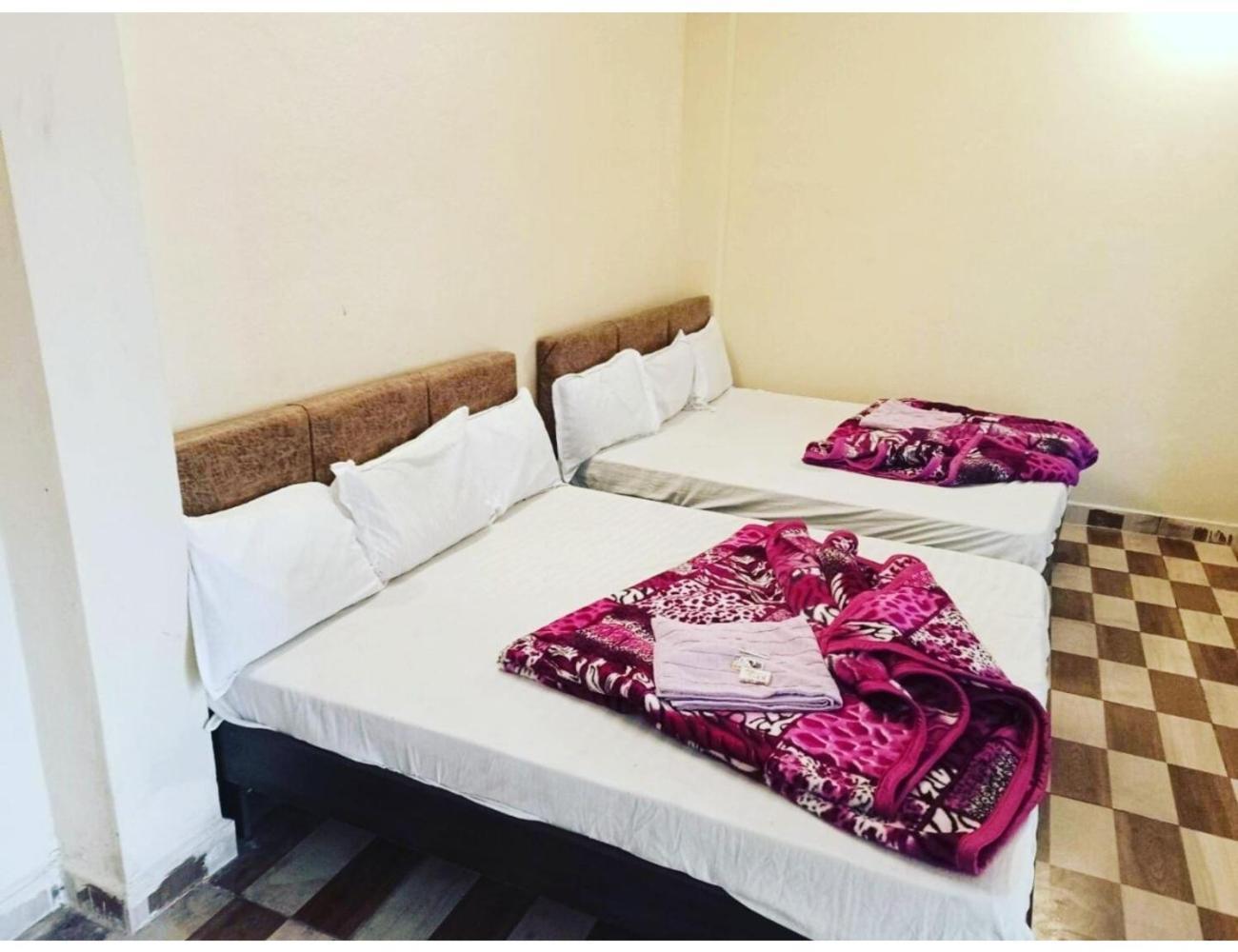 Hotel Mahakal Vishram, Udždžain Exteriér fotografie