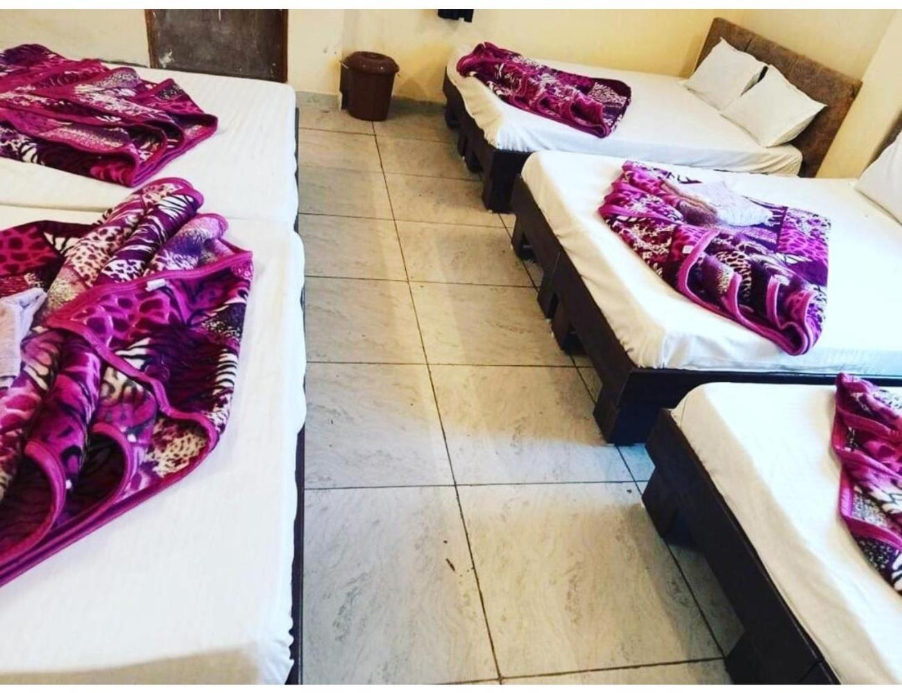 Hotel Mahakal Vishram, Udždžain Exteriér fotografie
