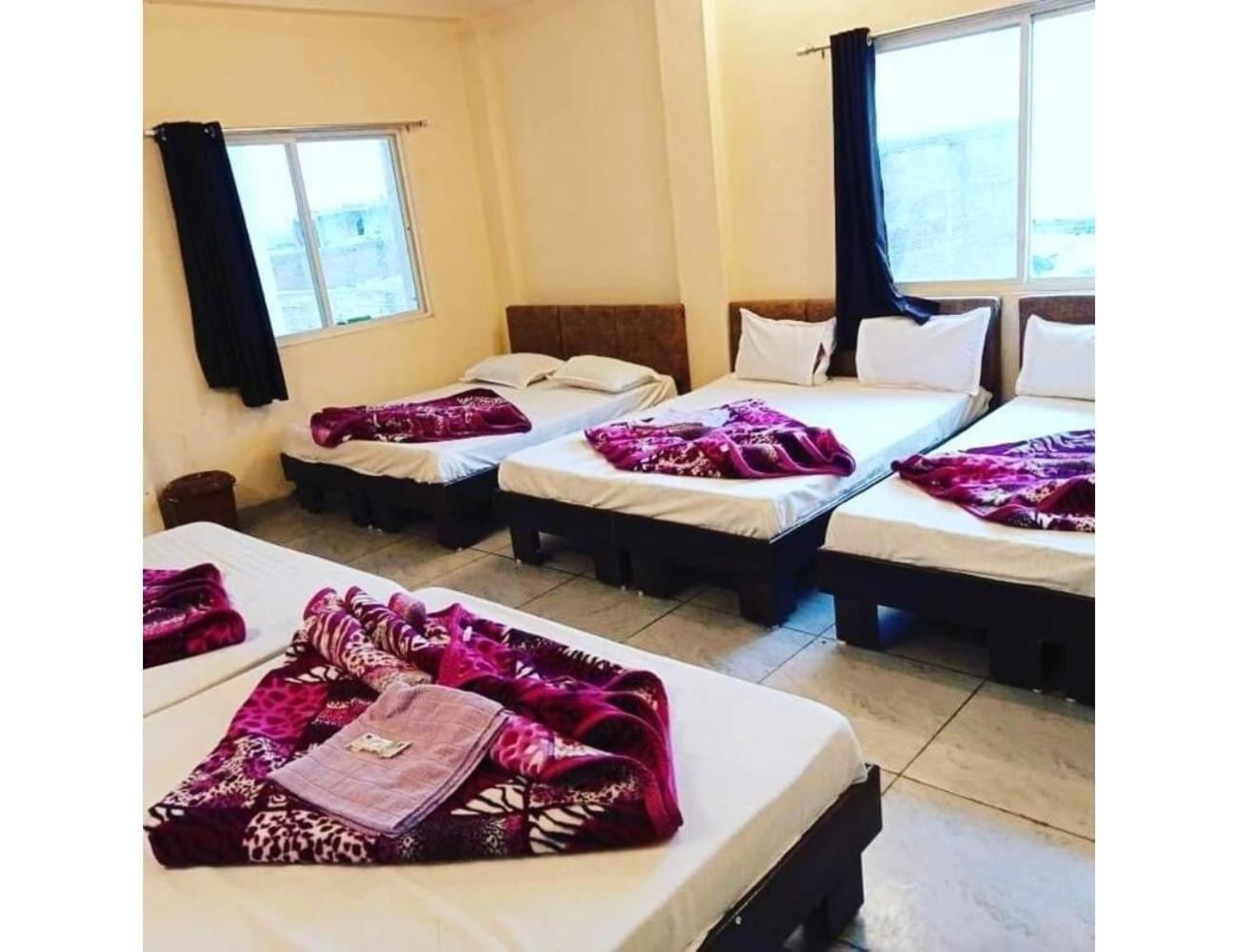 Hotel Mahakal Vishram, Udždžain Exteriér fotografie